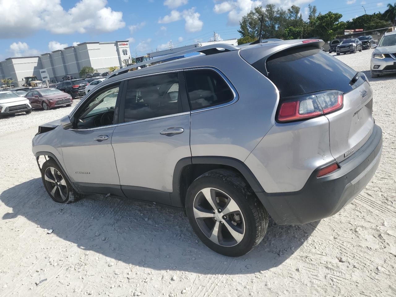 2019 Jeep Grand Cherokee - Image 2