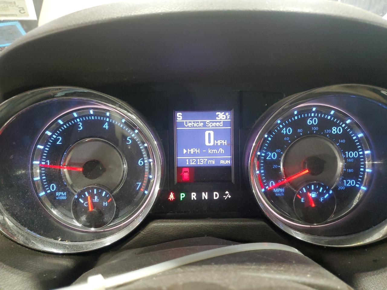 2013 Chrysler Town & Country - Image 9