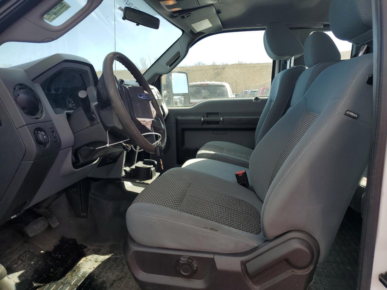2012 Ford F250 - Image 7