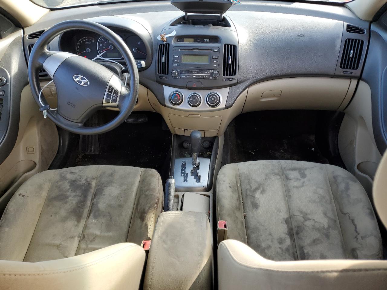 2010 Hyundai Elantra - Image 8