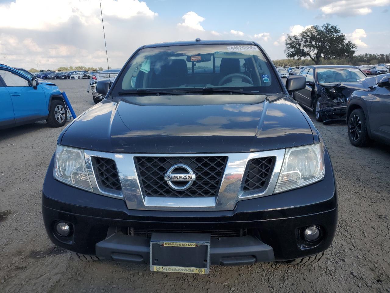 2015 Nissan Navara (Frontier) - Image 5