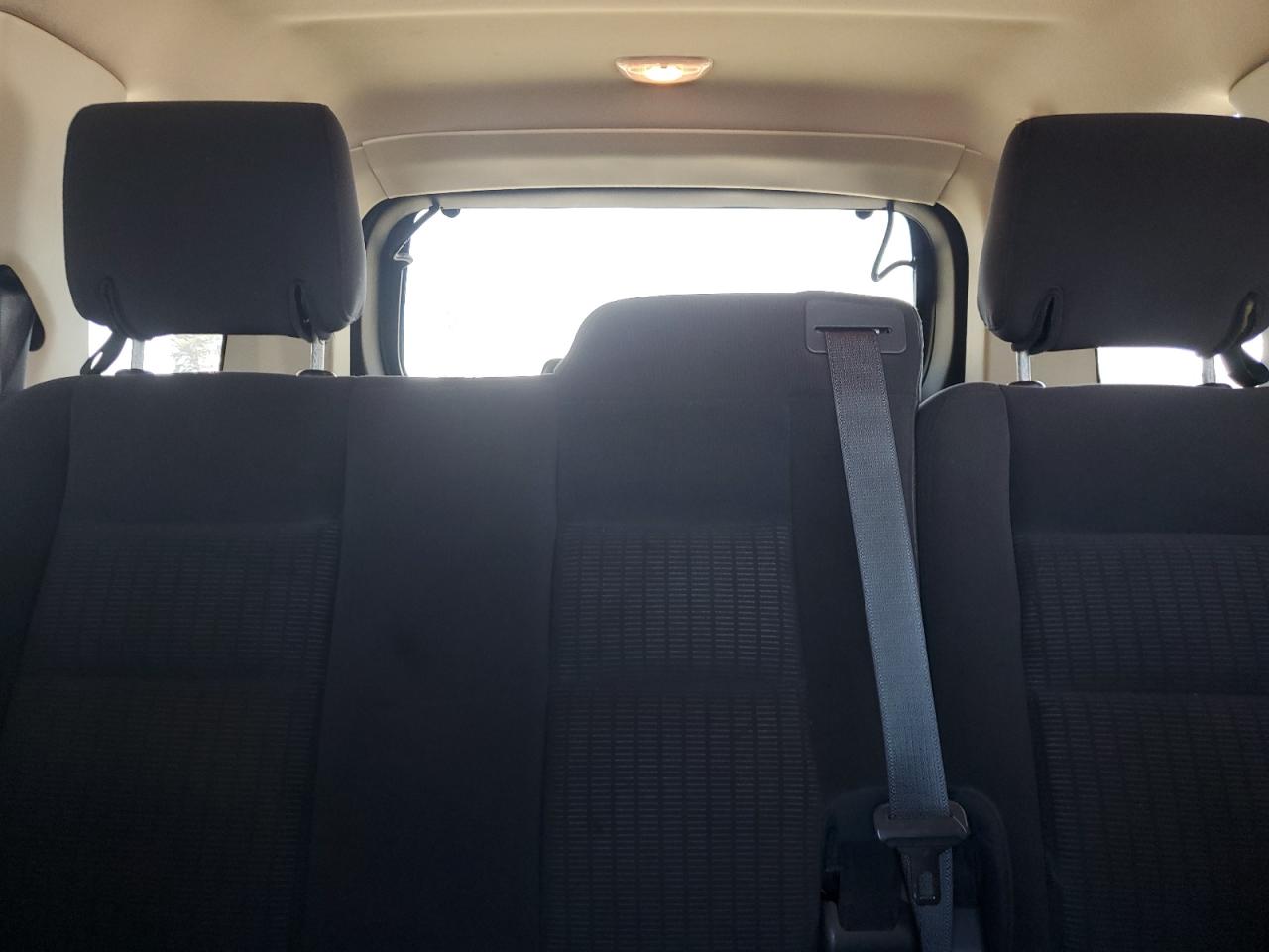 2010 Ford Explorer - Image 10