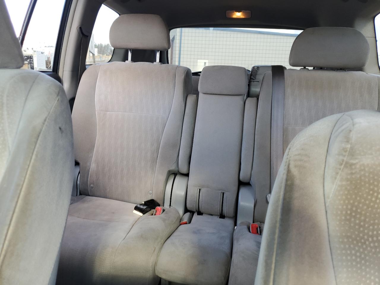 2013 Toyota Highlander - Image 10