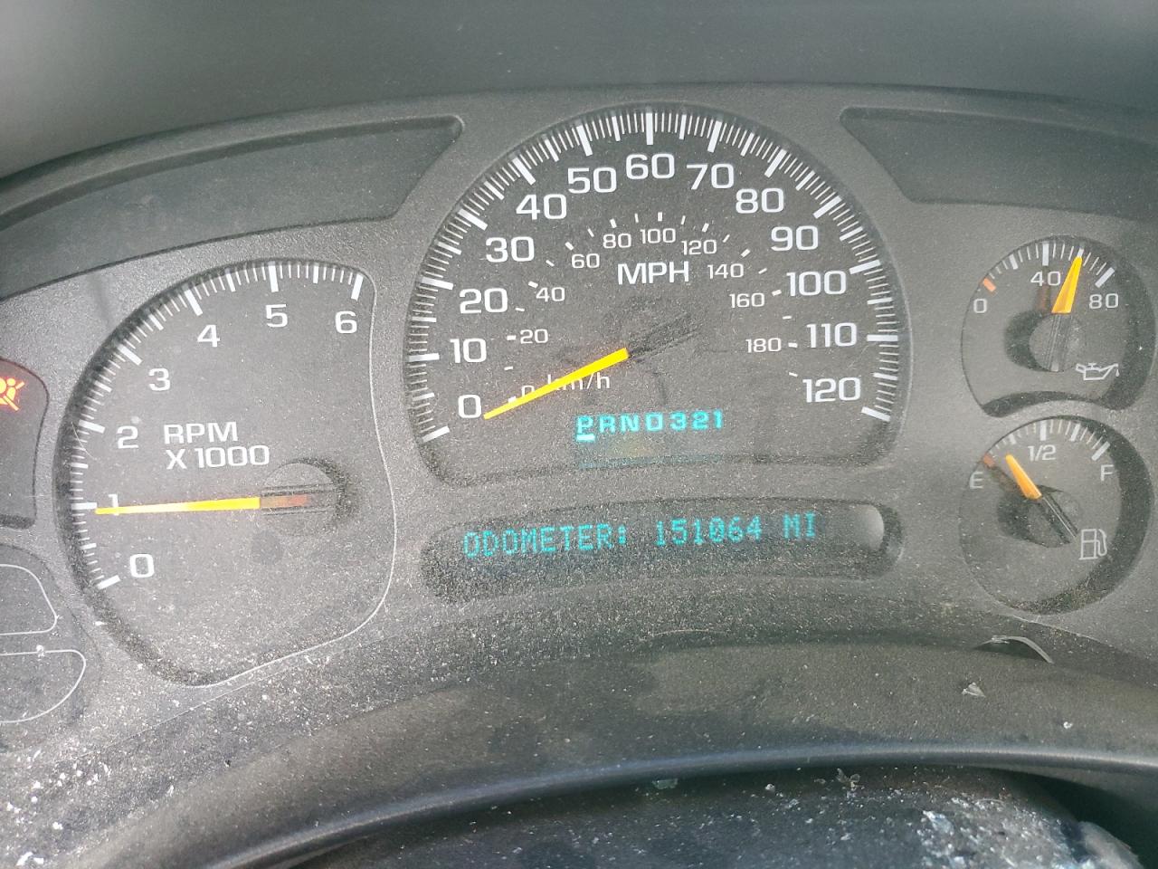 2004 Chevrolet Tahoe - Image 9