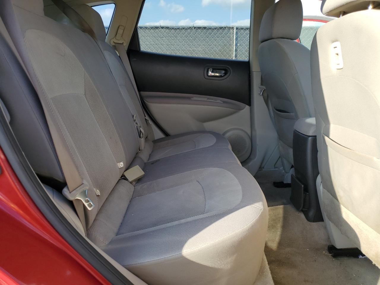 2012 Nissan Rogue - Image 11