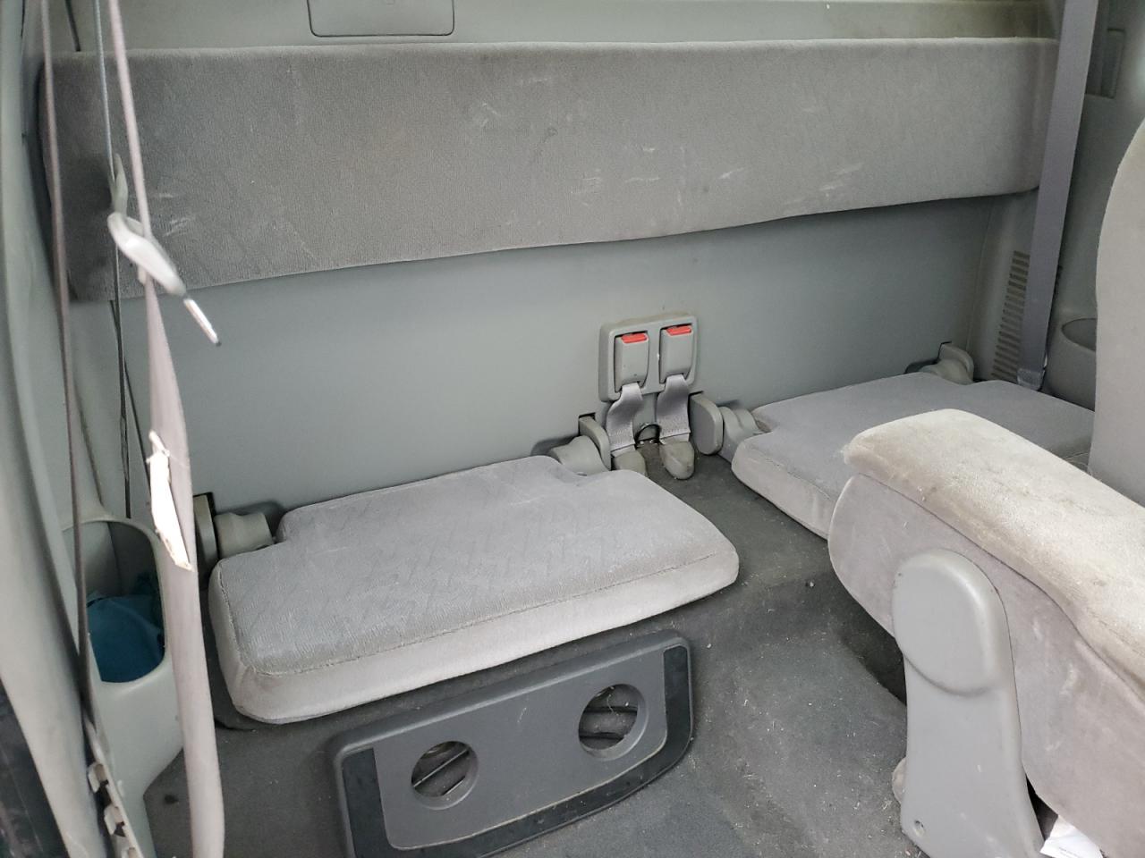 2002 Toyota Tacoma - Image 10