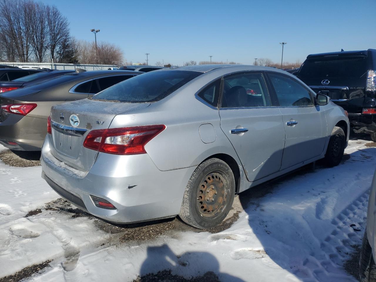 2016 Nissan Sentra - Image 3