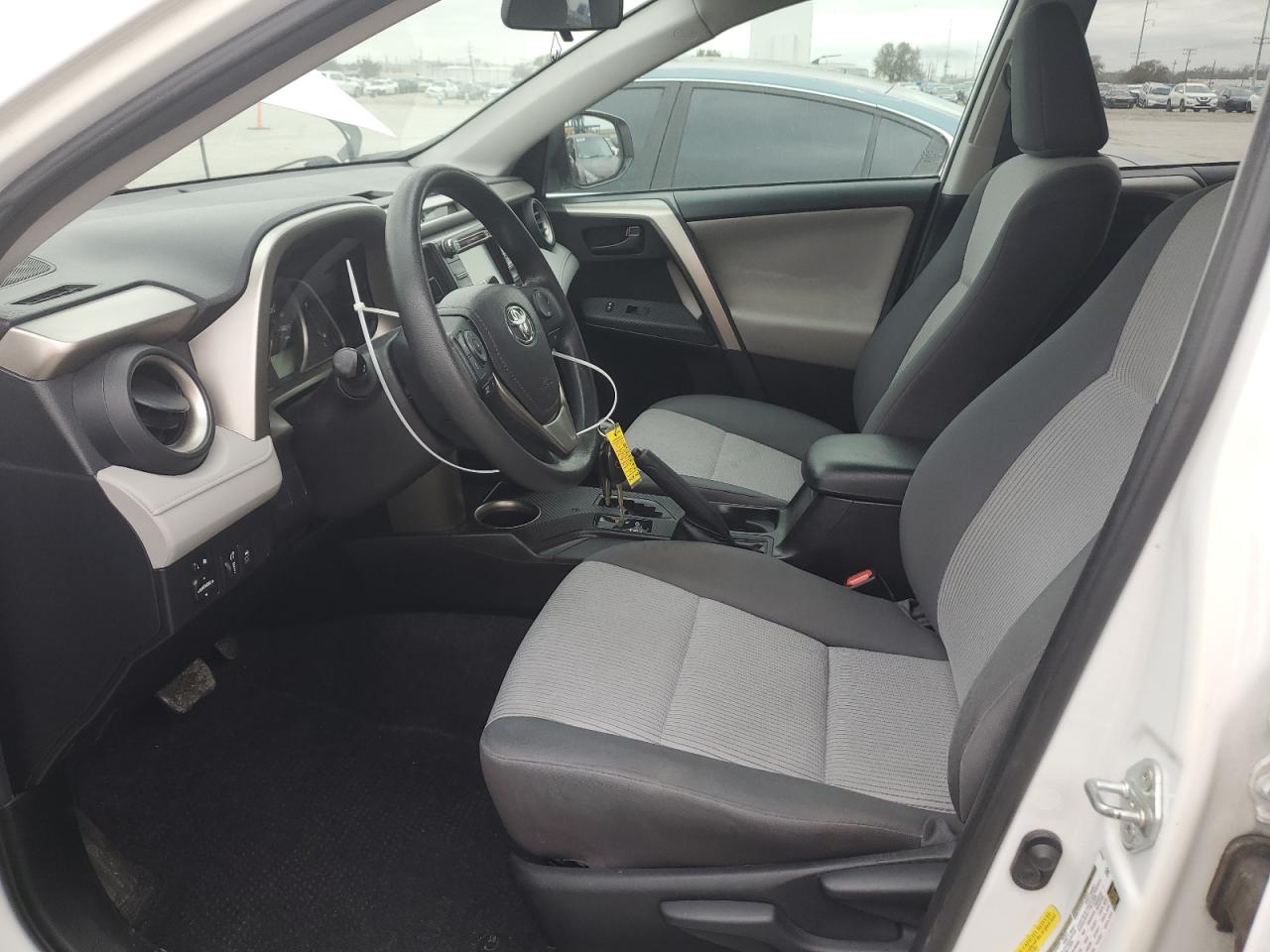 2015 Toyota RAV 4 - Image 7