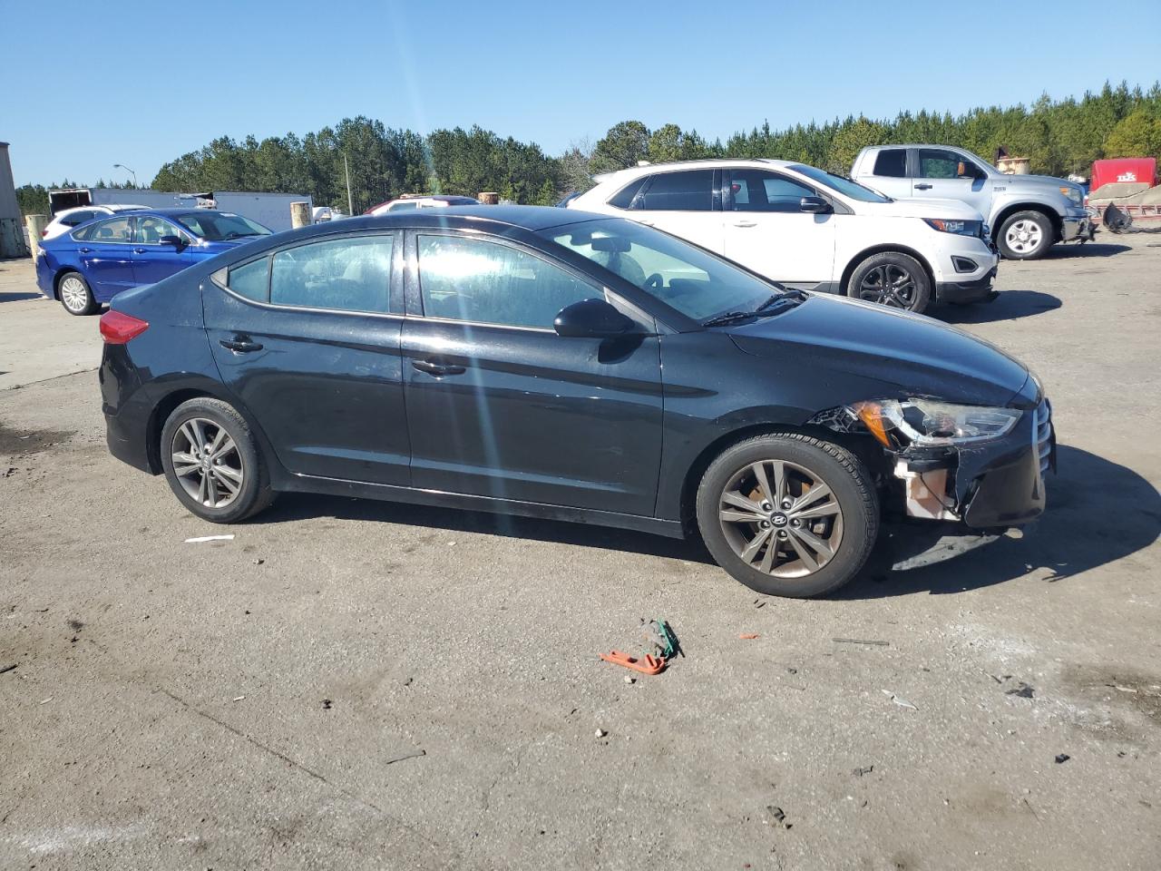 2018 Hyundai Elantra - Image 4