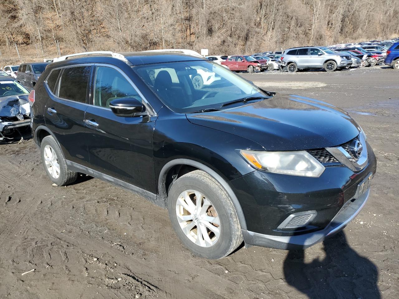 2015 Nissan Rogue - Image 4