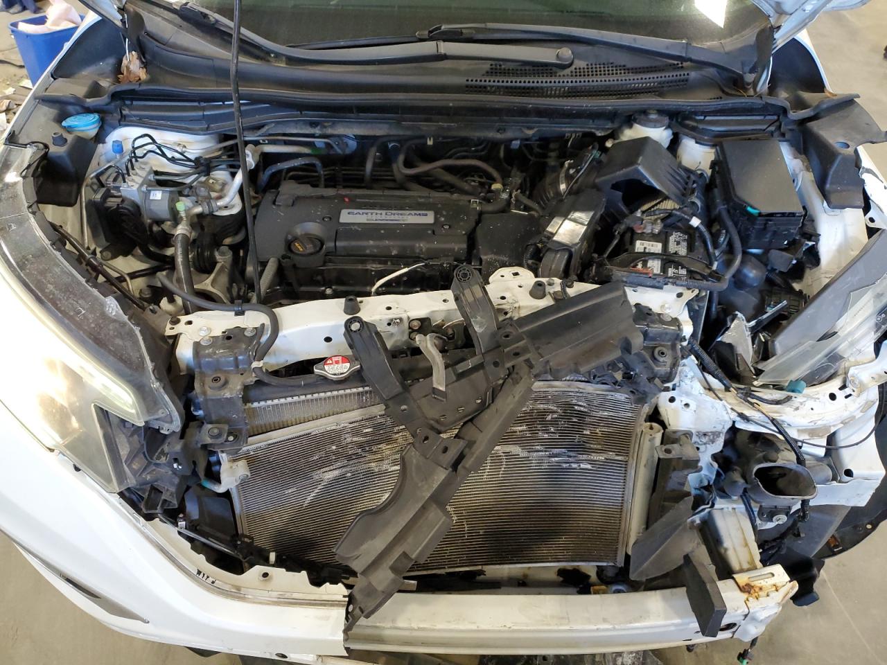 2015 Honda CR-V - Image 12