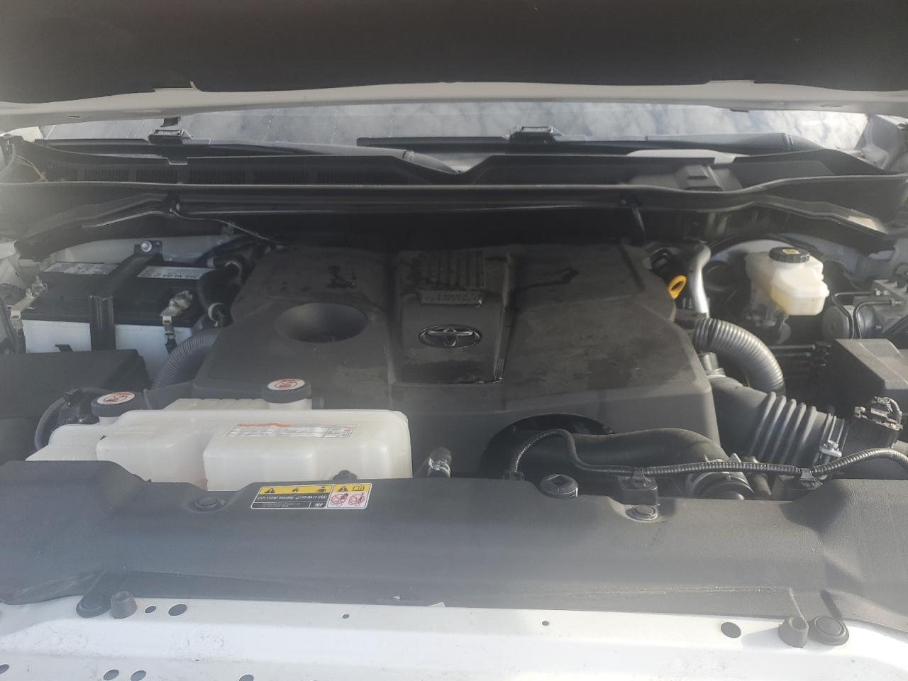 2022 Toyota Tundra - Image 11