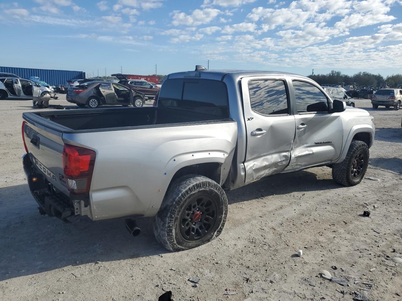 2021 Toyota Tacoma - Image 3