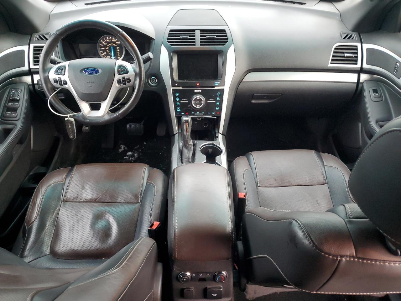2015 Ford Explorer - Image 8