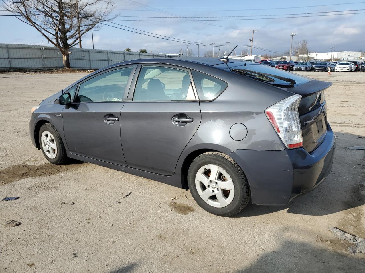 2010 Toyota Prius - Image 2