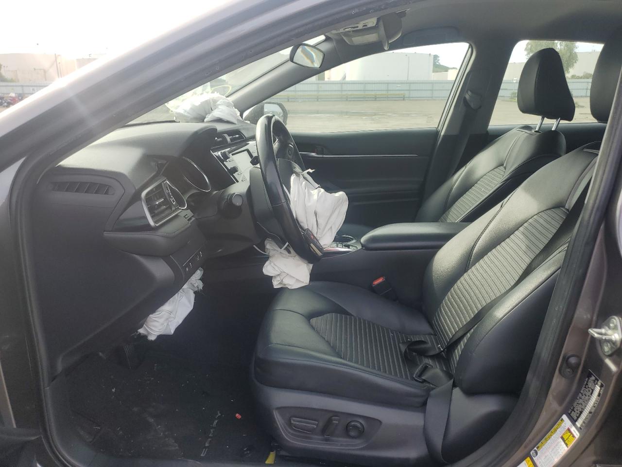 2019 Toyota Camry - Image 7