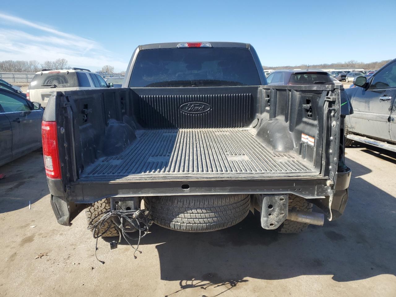 2015 Ford F-150 - Image 6