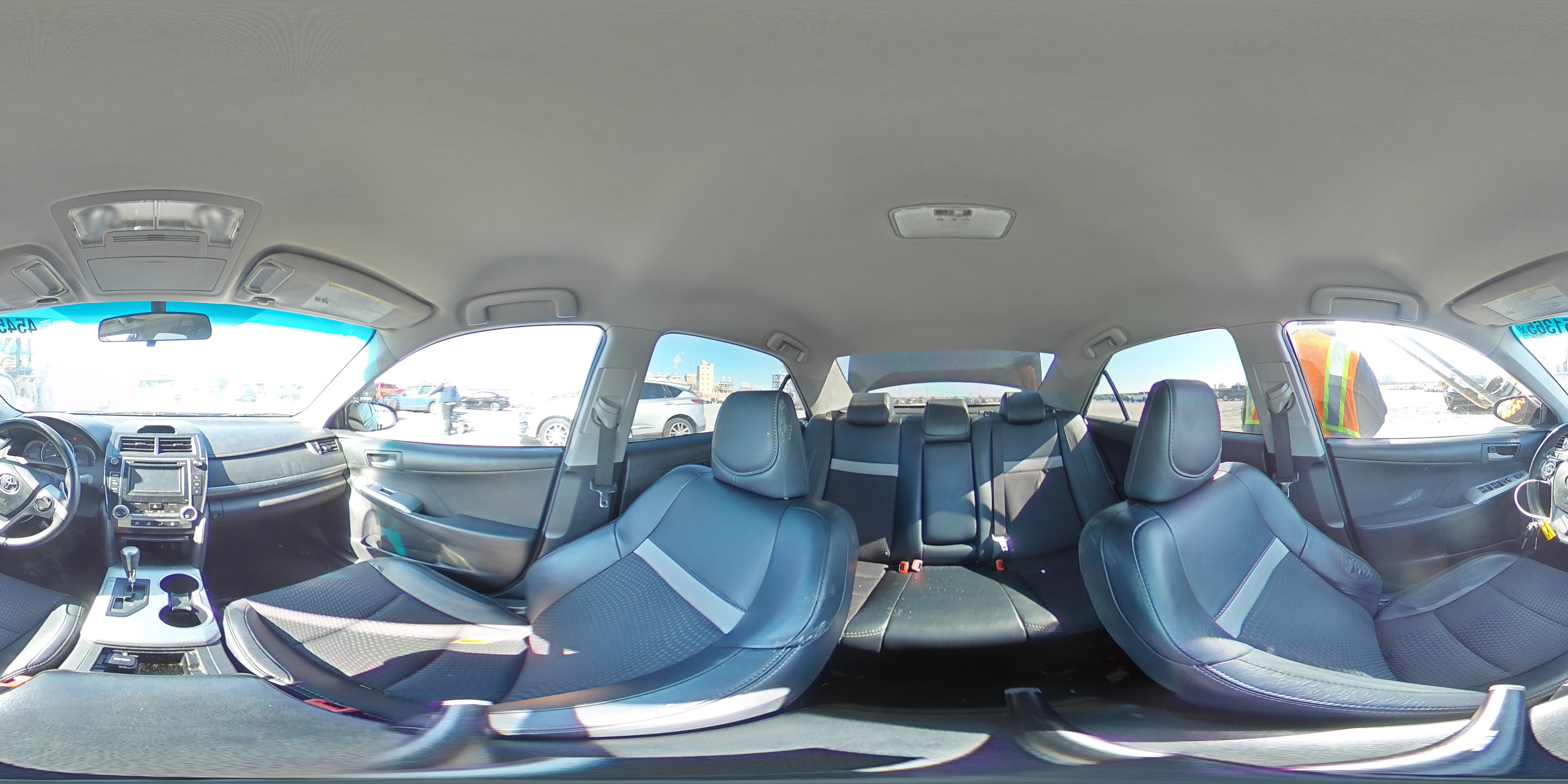 2012 Toyota Camry - Image 13