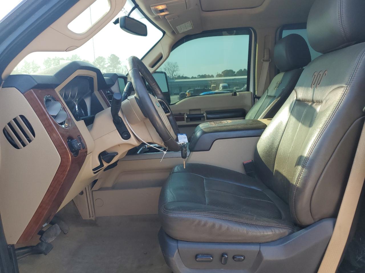 2015 Ford F250 - Image 7