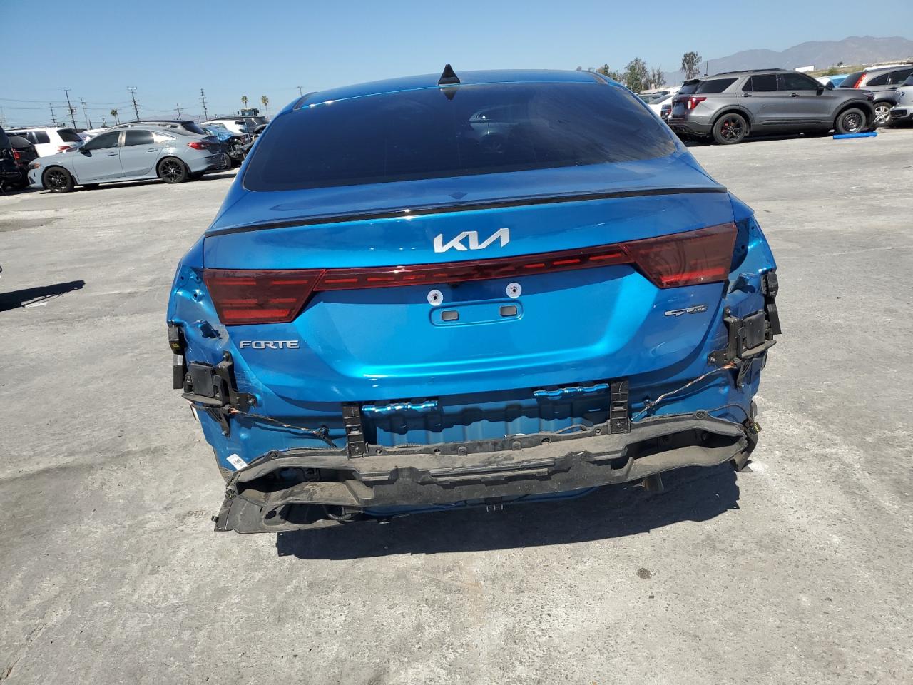 2024 Kia Forte Gt Line VIN: 3KPF54AD6RE737213 Lot: 45044295