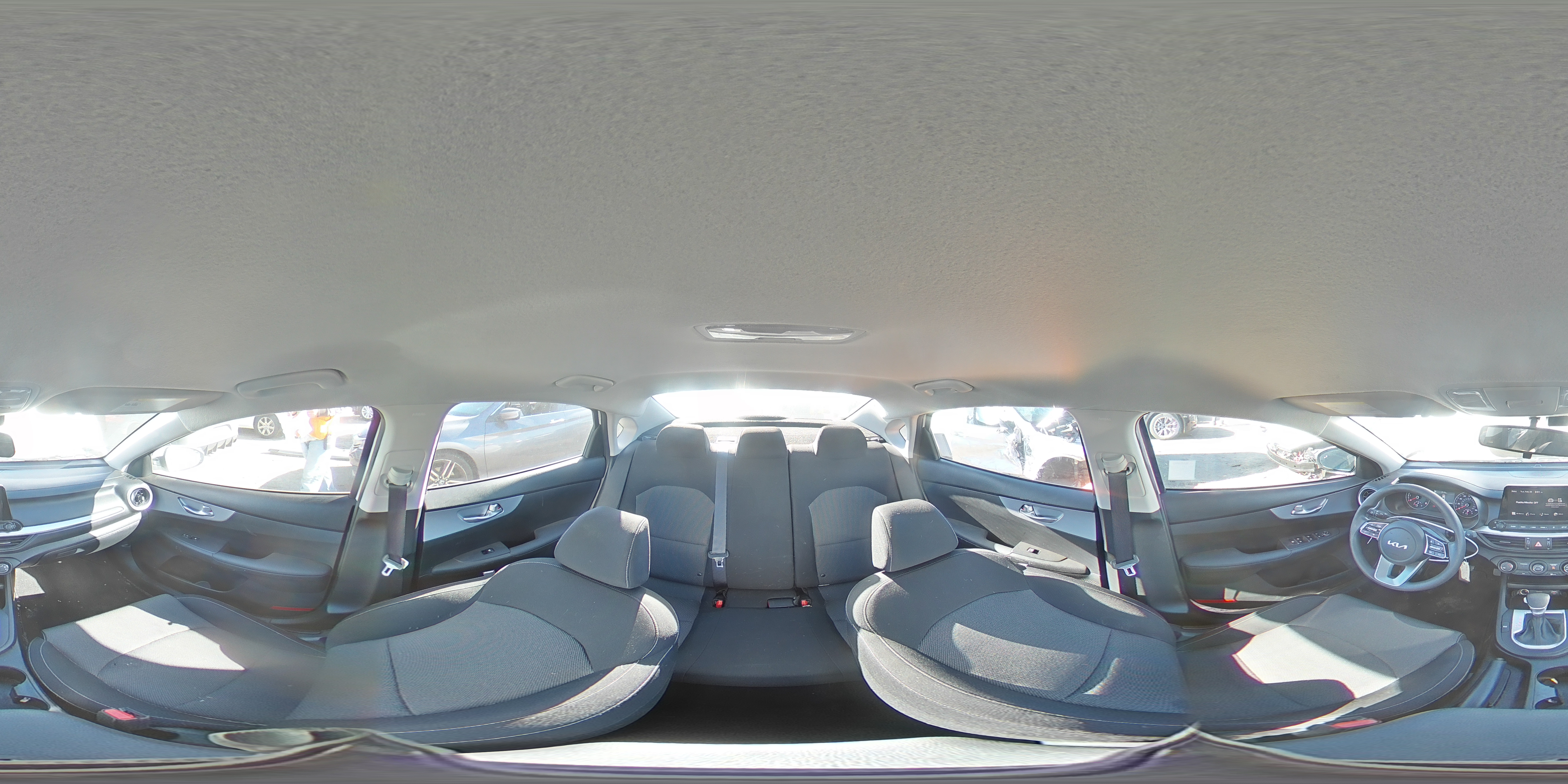 2024 Kia Forte - Image 13