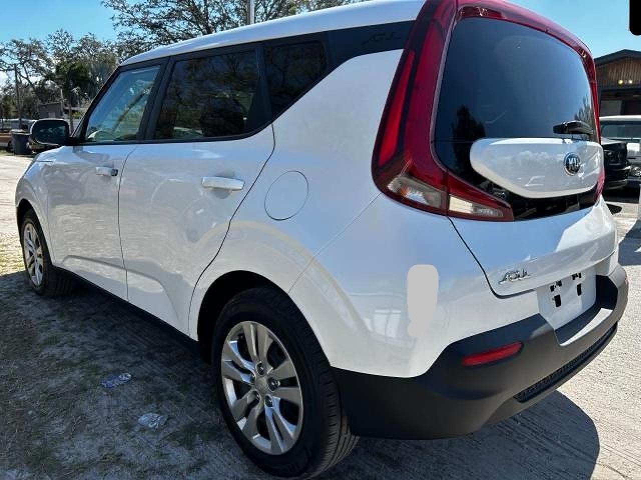 2021 Kia Soul - Image 3