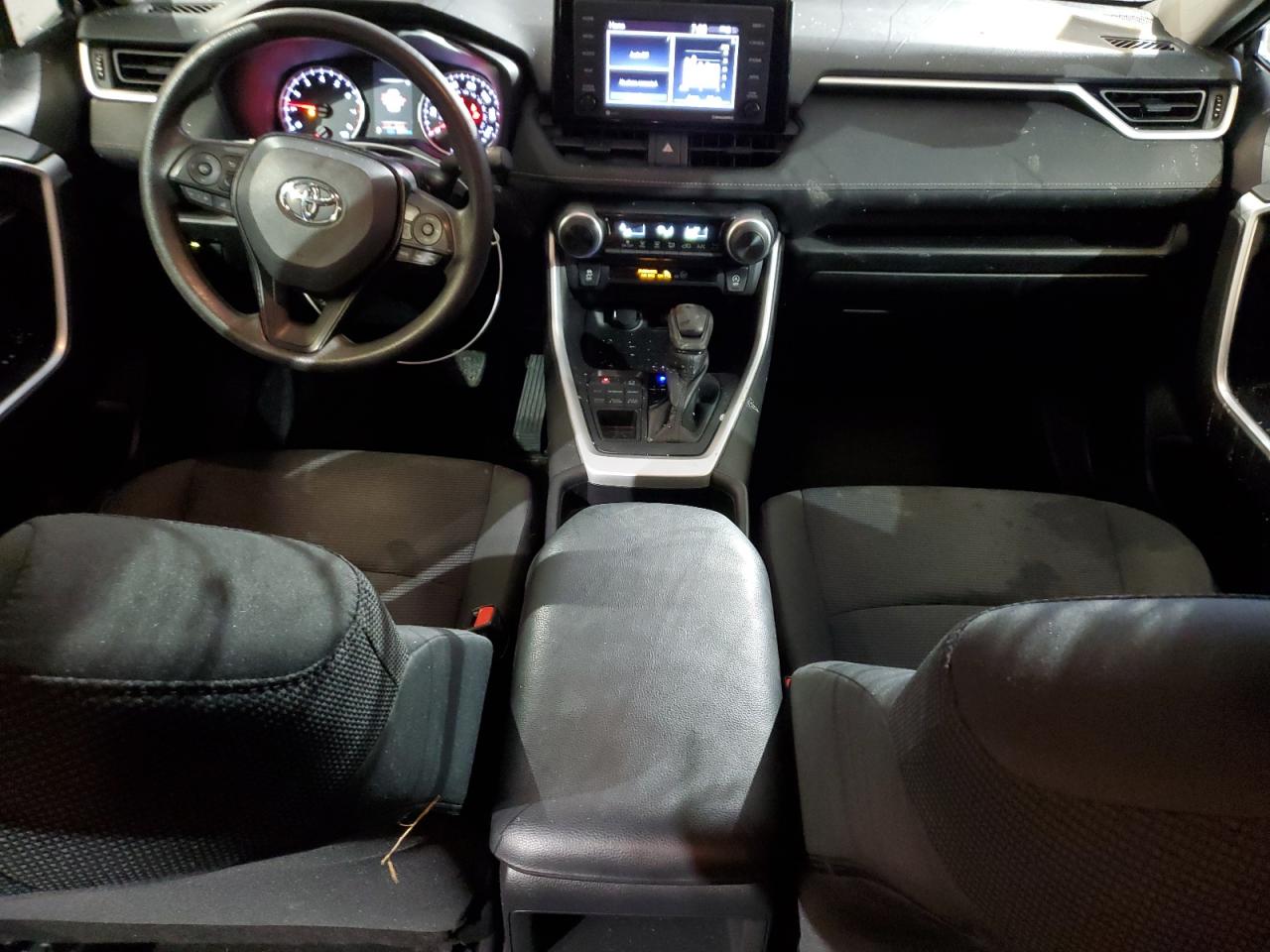 2021 Toyota RAV 4 - Image 8