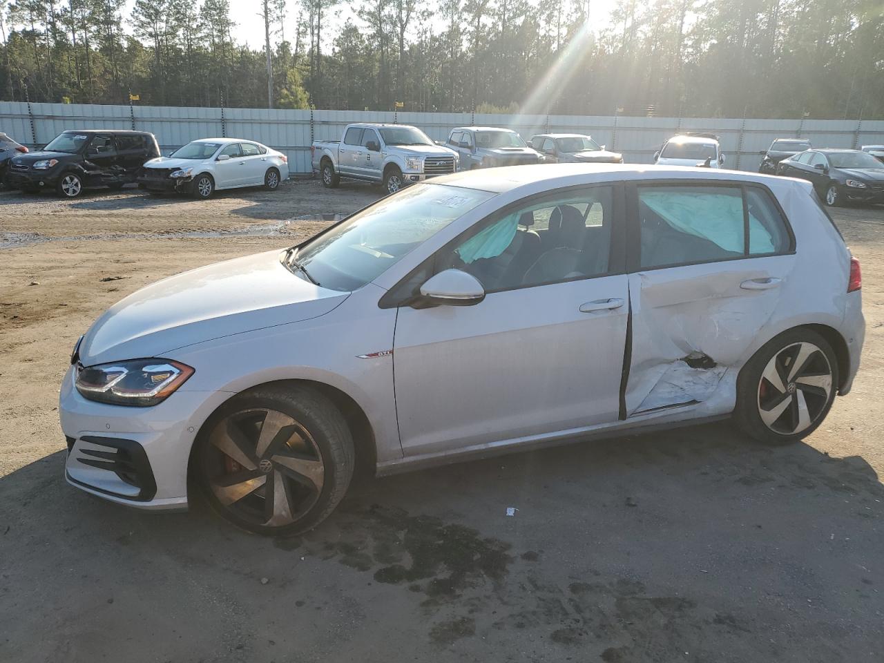 2018 Volkswagen GTI - Image 1