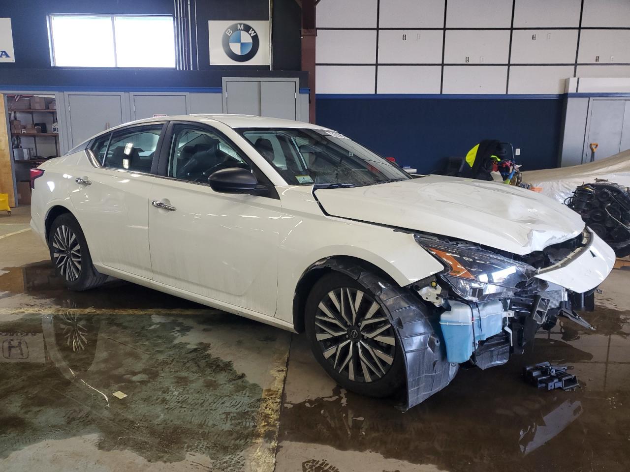 2024 Nissan Altima - Image 4