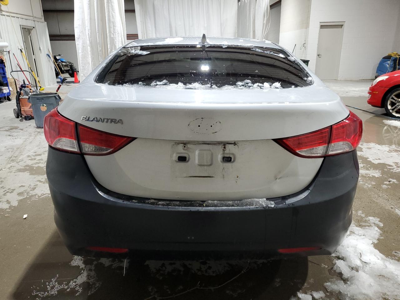 2013 Hyundai Elantra - Image 6