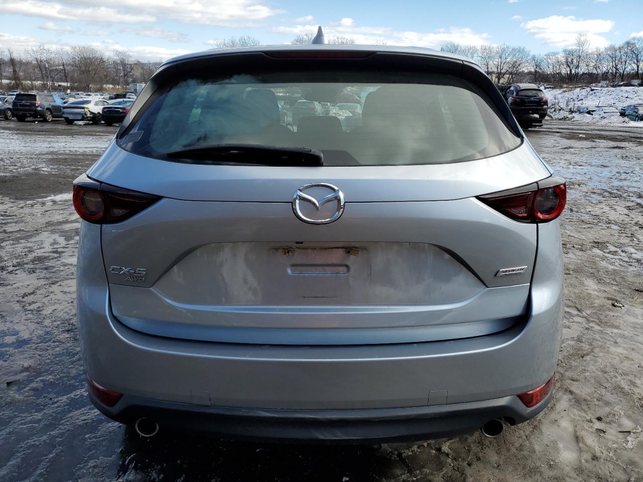 2018 Mazda CX-5 - Image 6