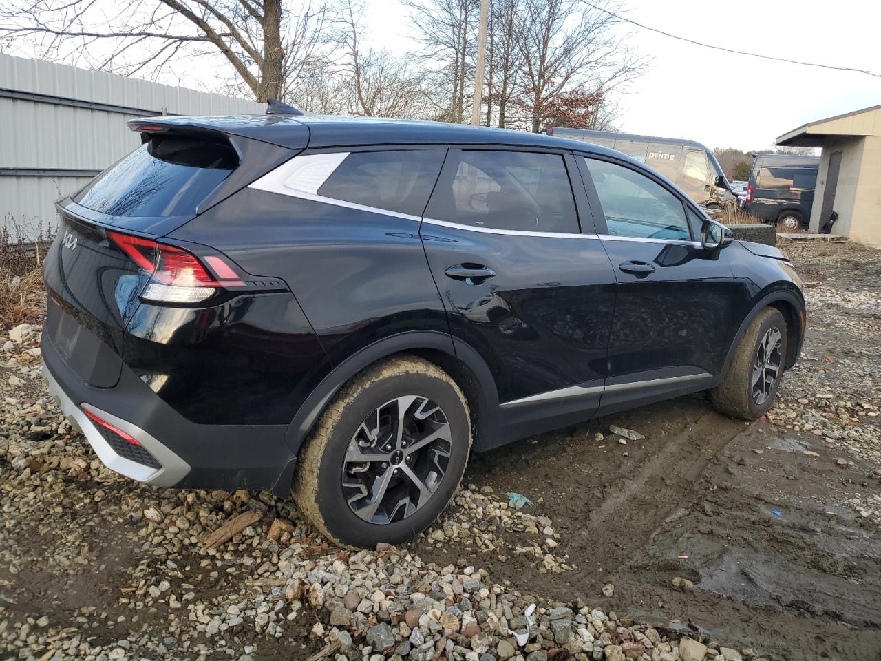 2024 Kia Sportage - Image 3