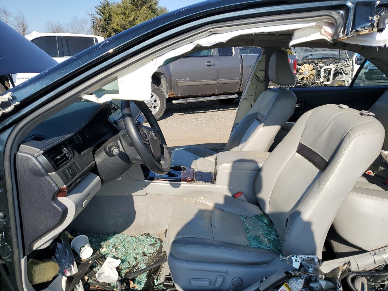 2014 Toyota Camry - Image 7