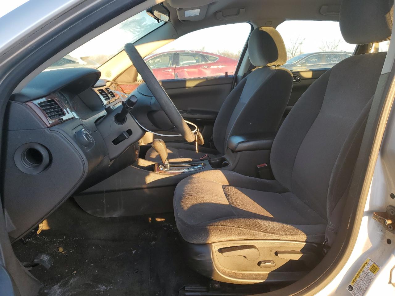 2010 Chevrolet Impala - Image 7