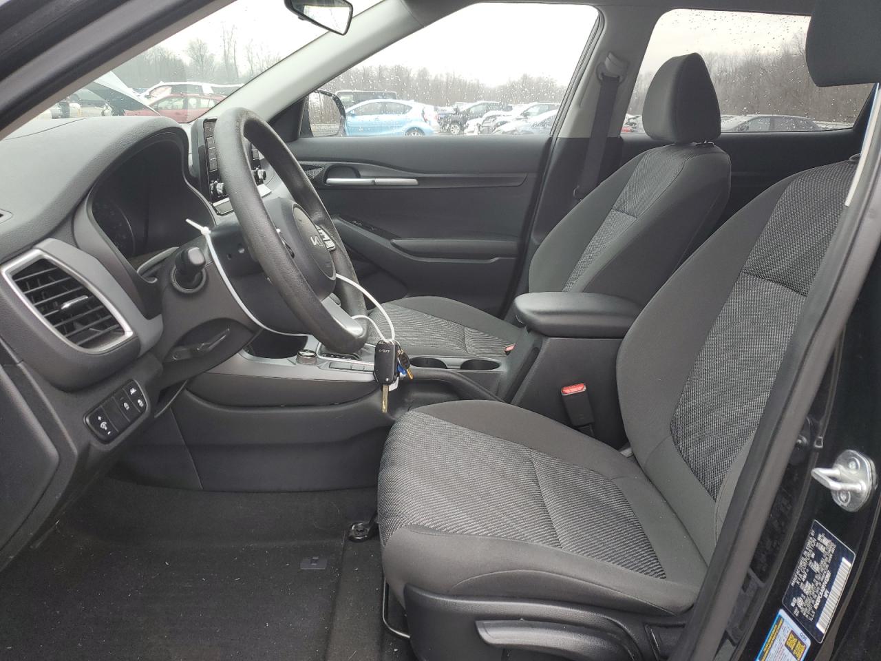 2023 Kia Seltos - Image 7