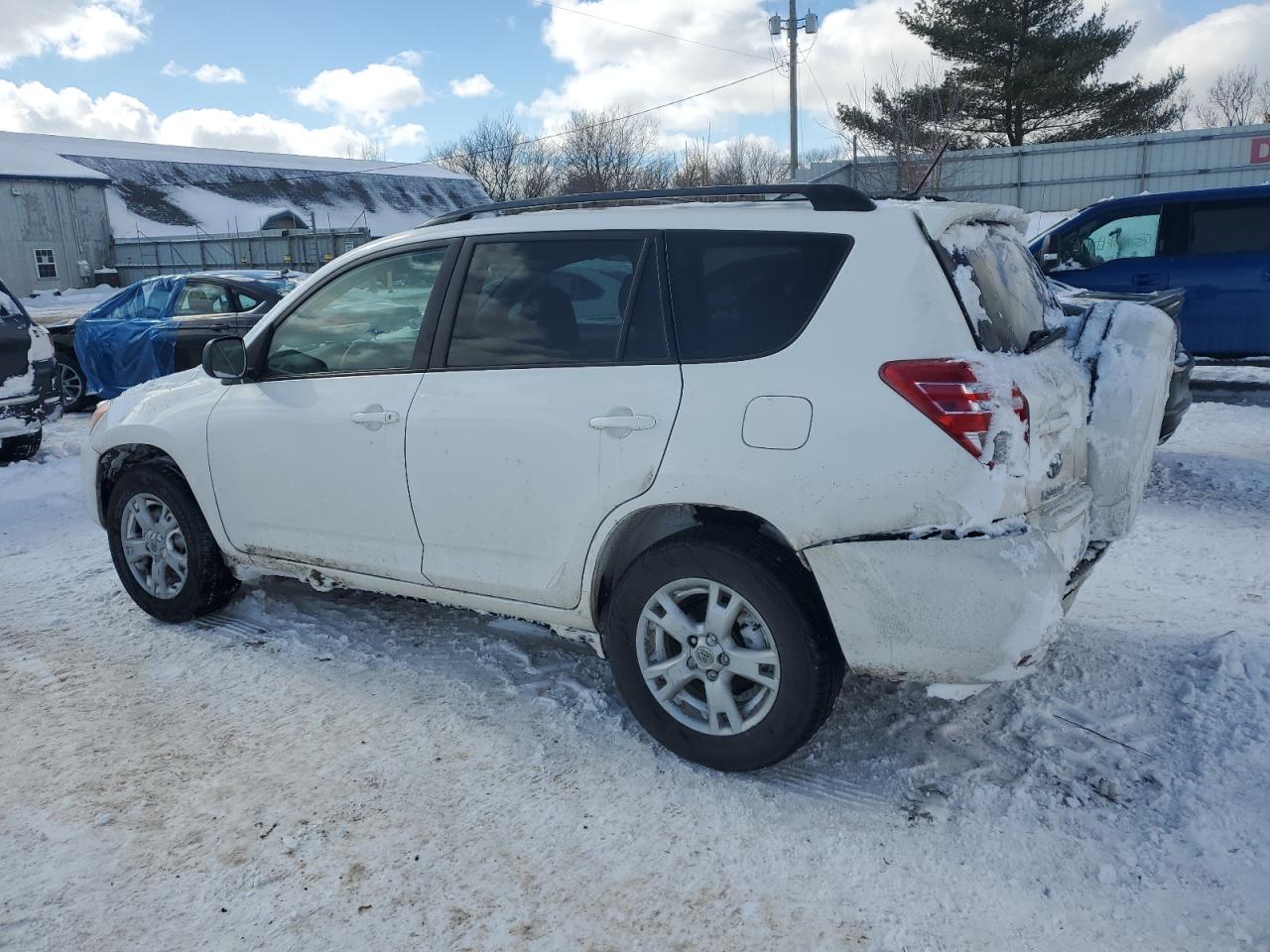 2012 Toyota RAV 4 - Image 2