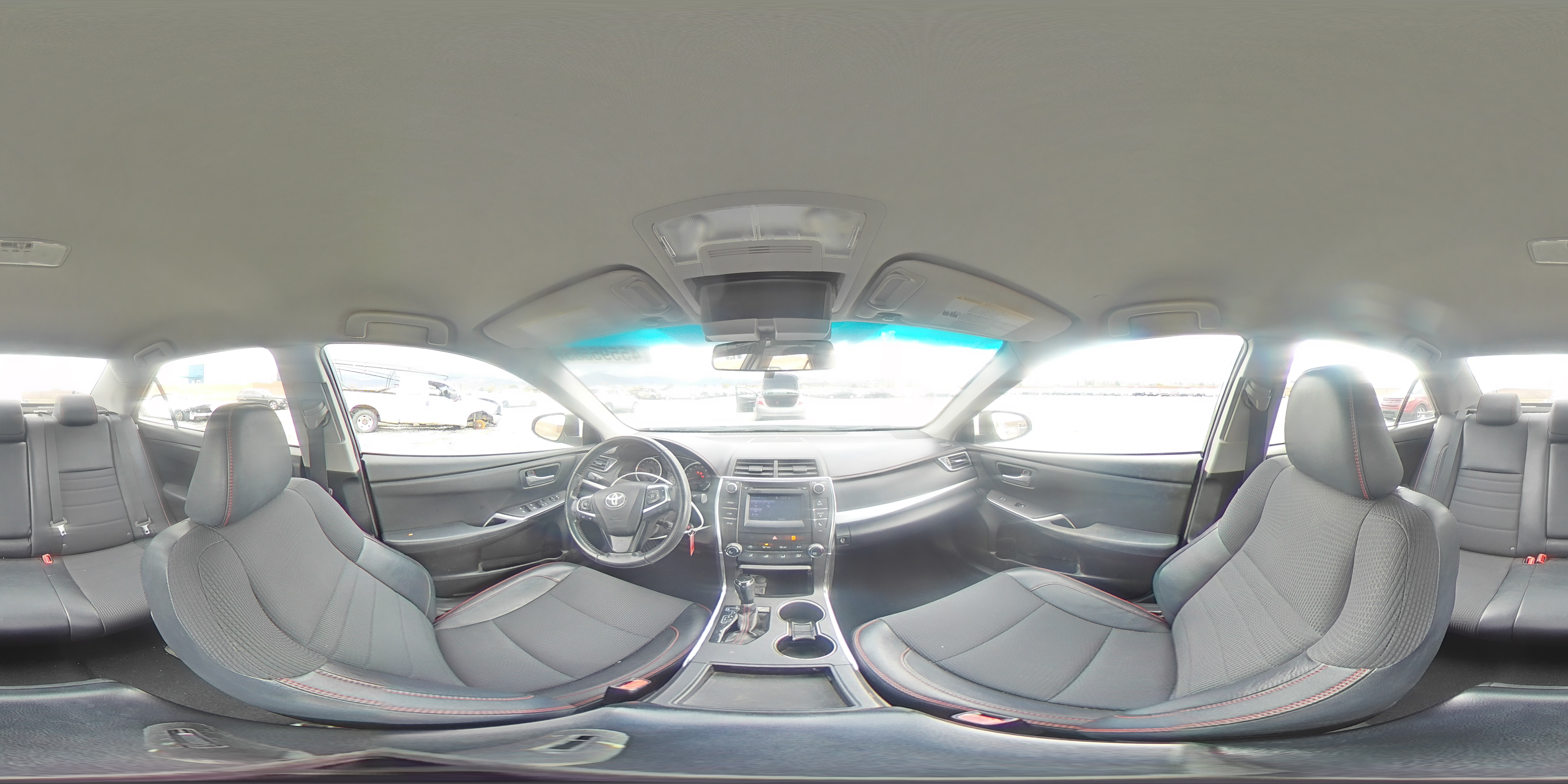 2016 Toyota Camry - Image 12
