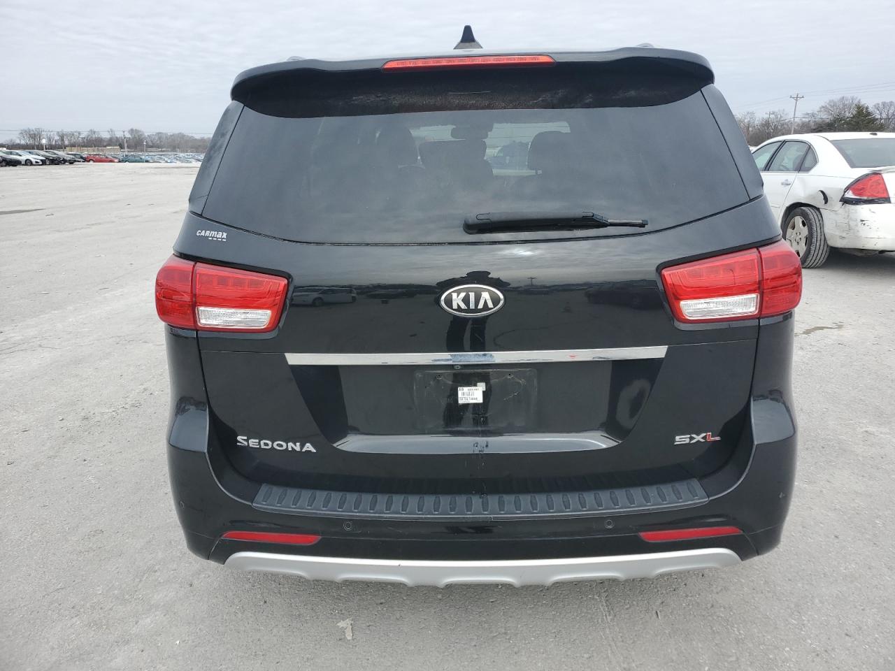 2016 Kia Sedona - Image 6