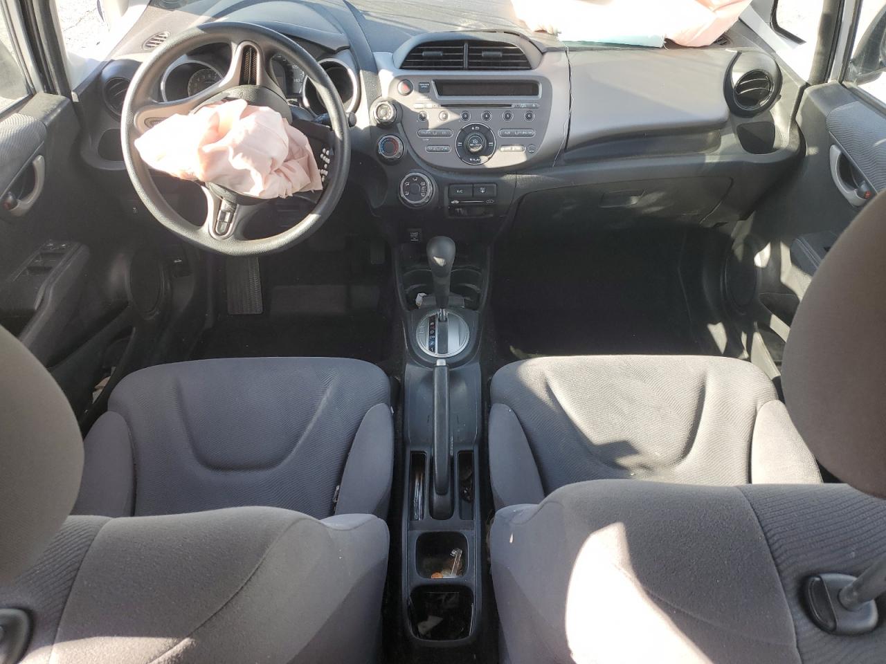 2011 Honda Fit - Image 8