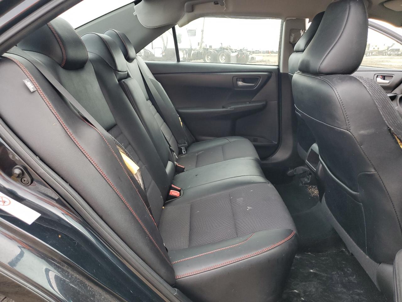 2017 Toyota Camry - Image 11