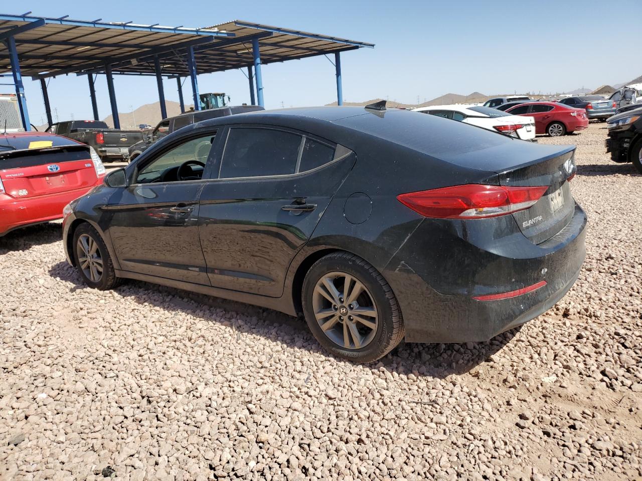 2017 Hyundai Elantra - Image 2