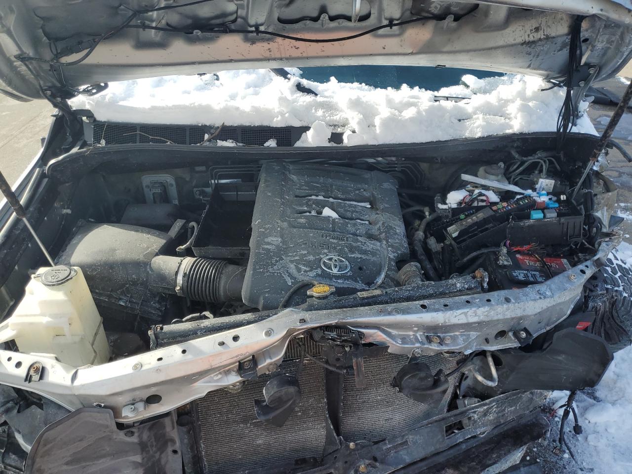 2014 Toyota Tundra - Image 12