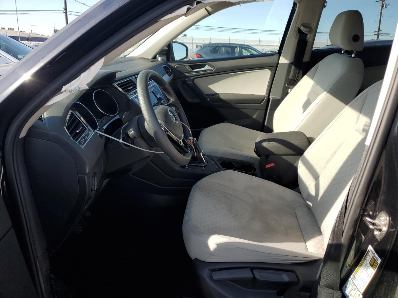 2020 Volkswagen Tiguan - Image 7