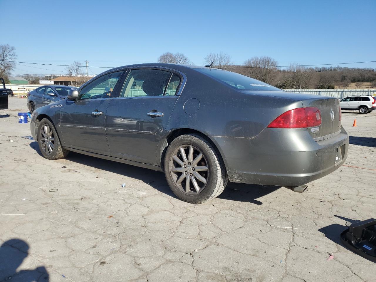 2006 Buick Lucerne - Image 2