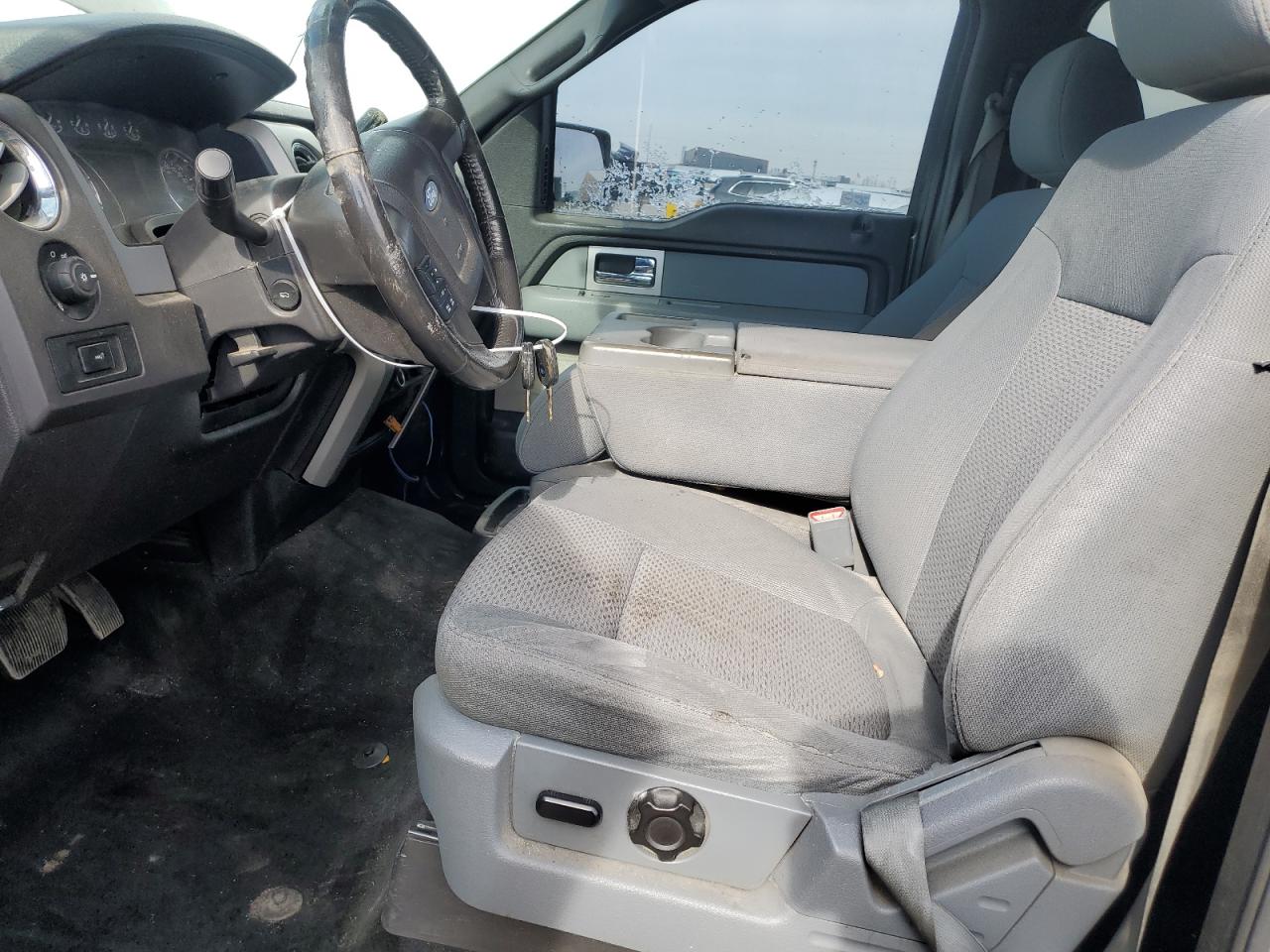 2011 Ford F-150 - Image 7