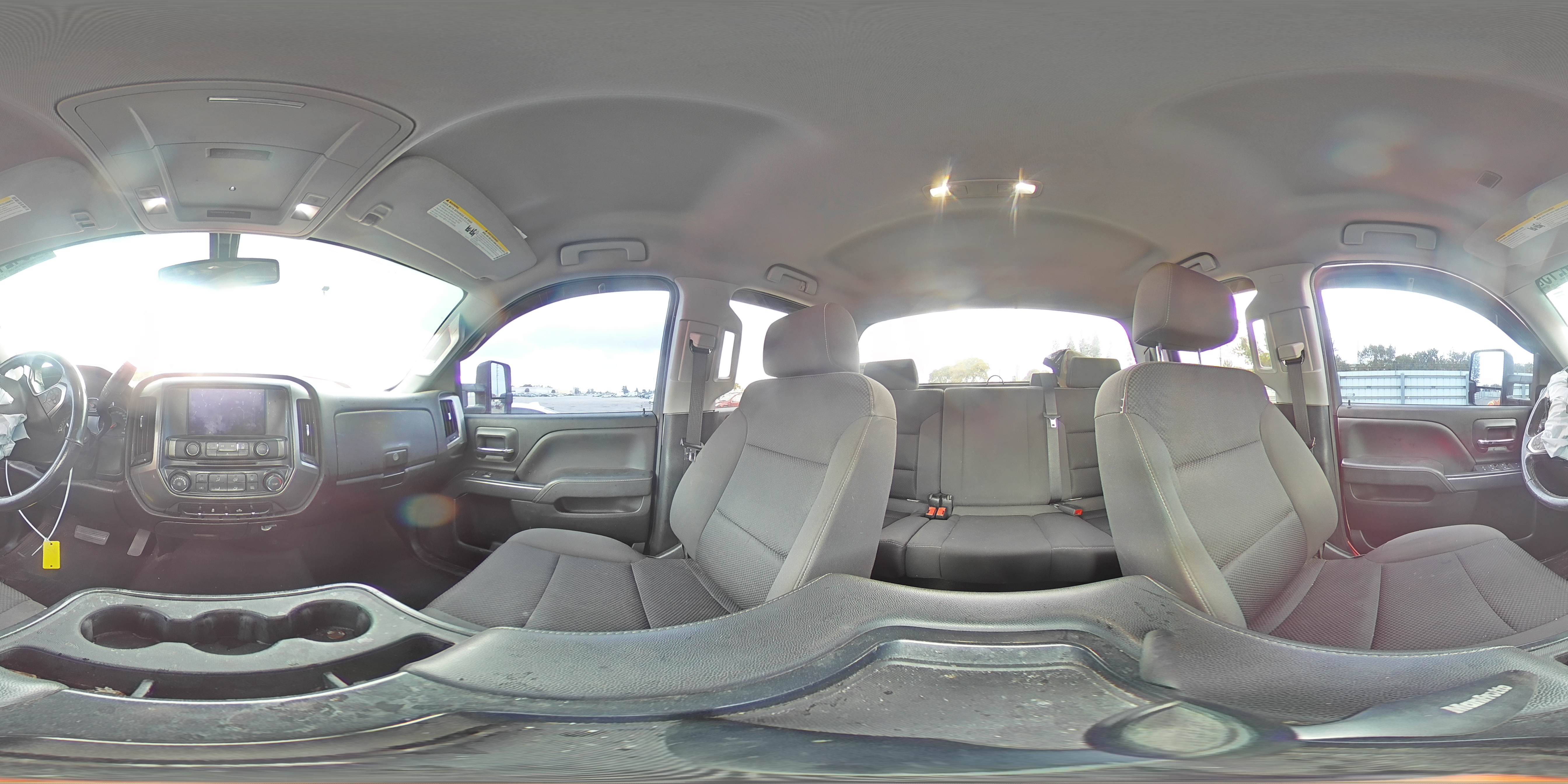 2018 Chevrolet Silverado - Image 13