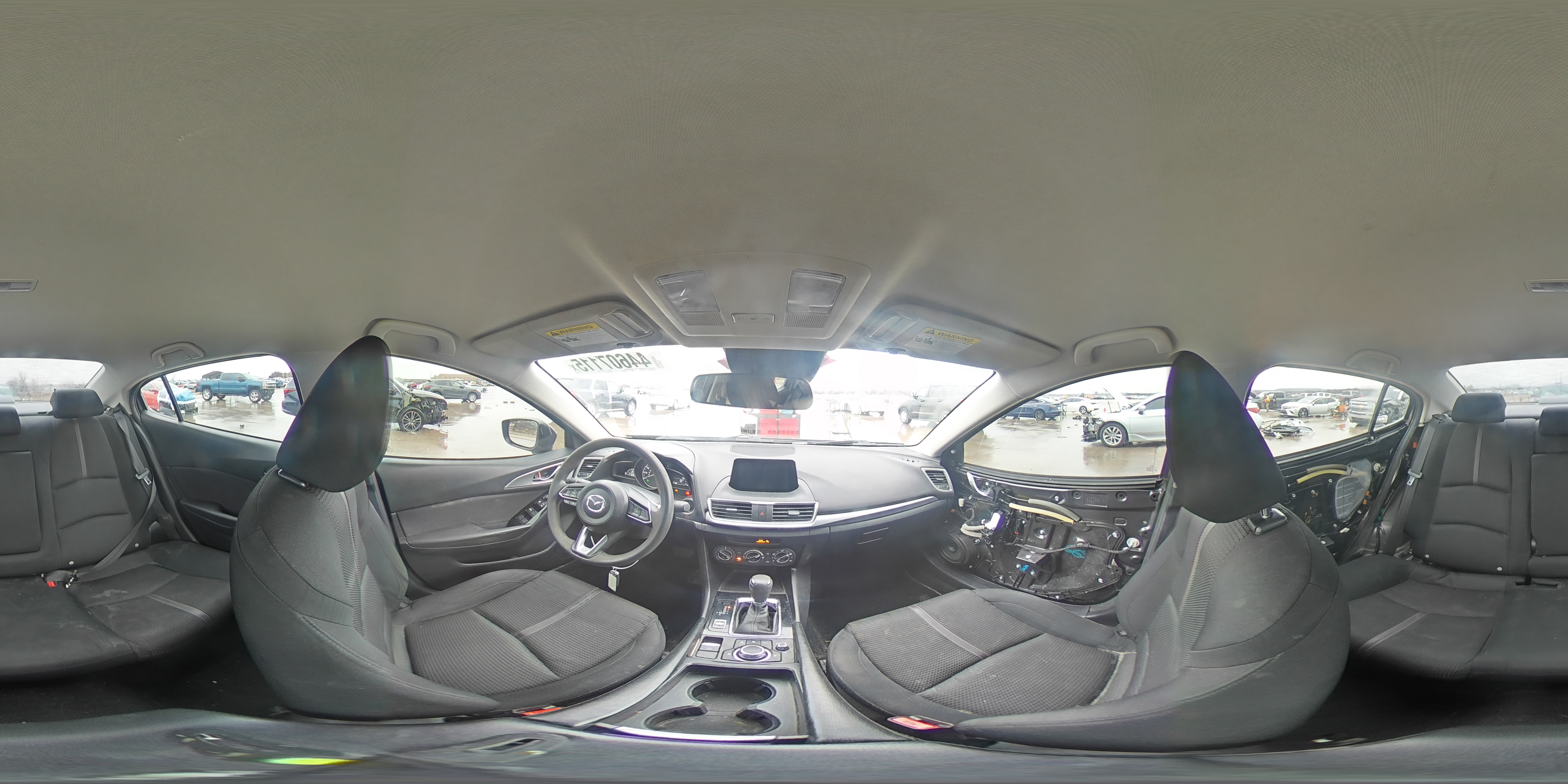 2018 Mazda 3 - Image 15