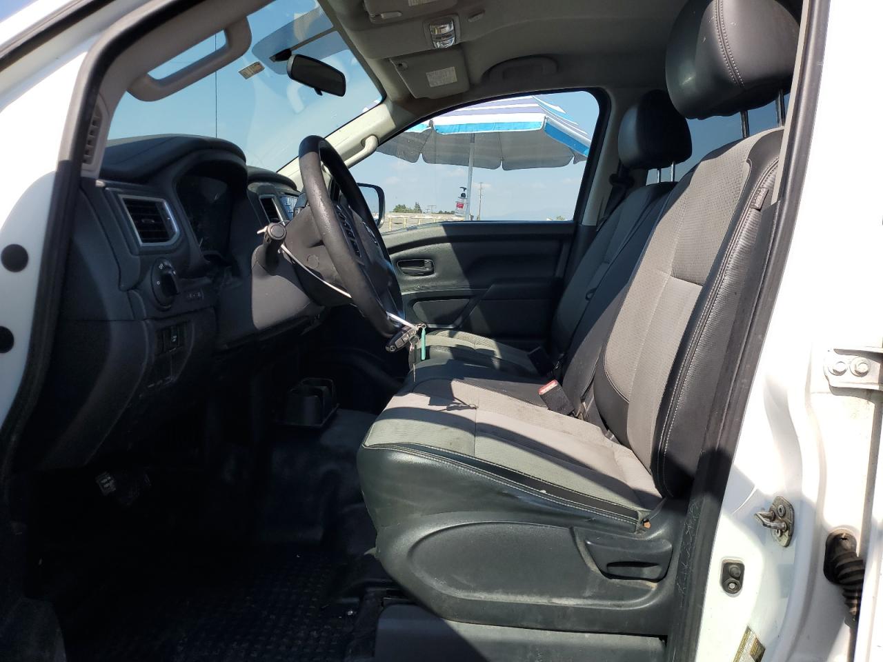 VIN: 1N6AA1F10HN501280 2017 NISSAN TITAN