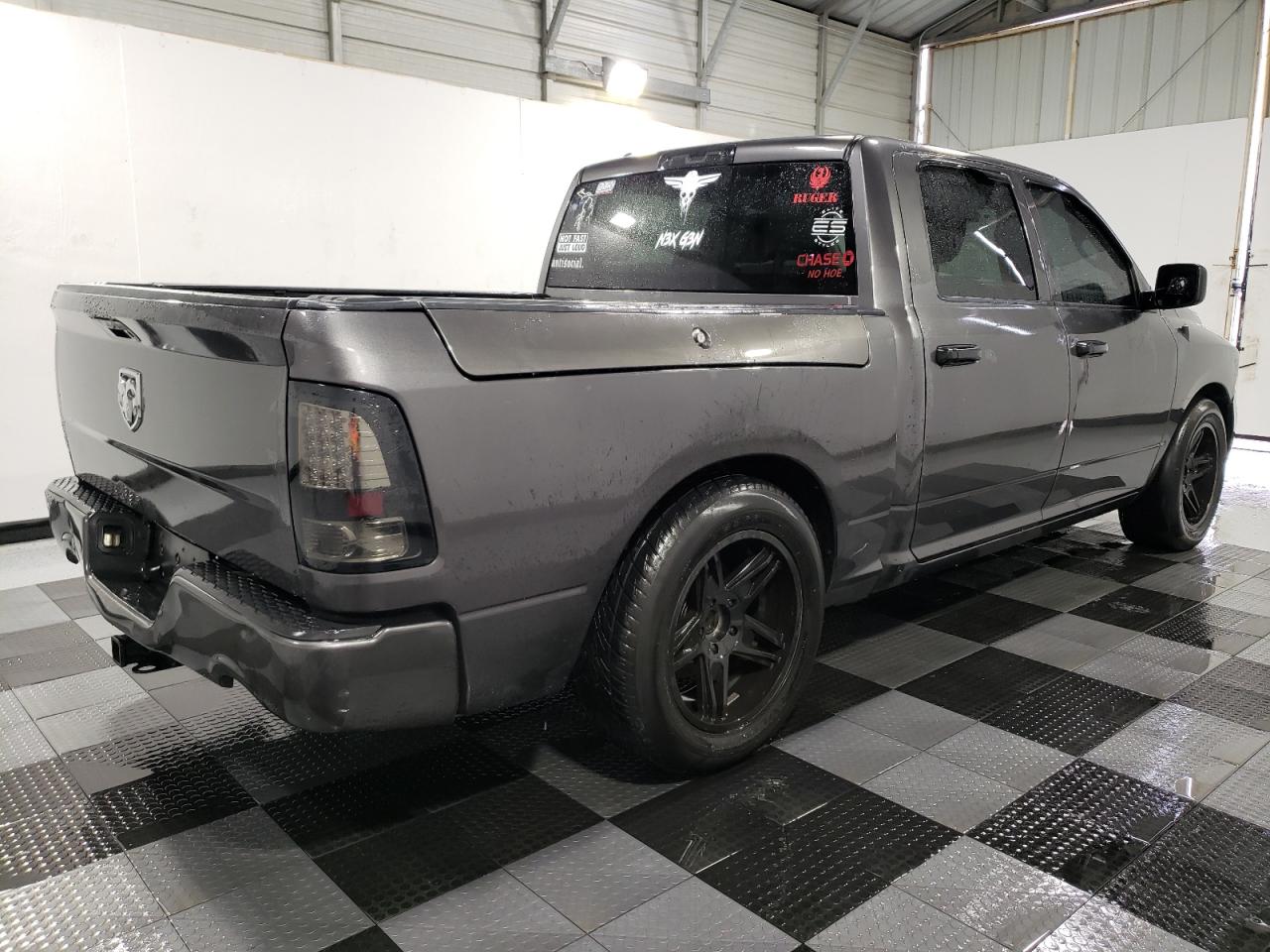 2017 RAM 1500 - Image 3