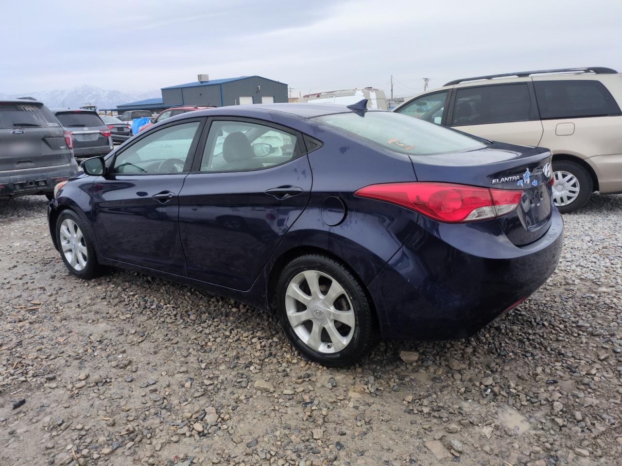 2012 Hyundai Elantra - Image 2